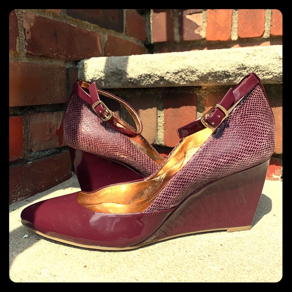 Ankle strap wedge